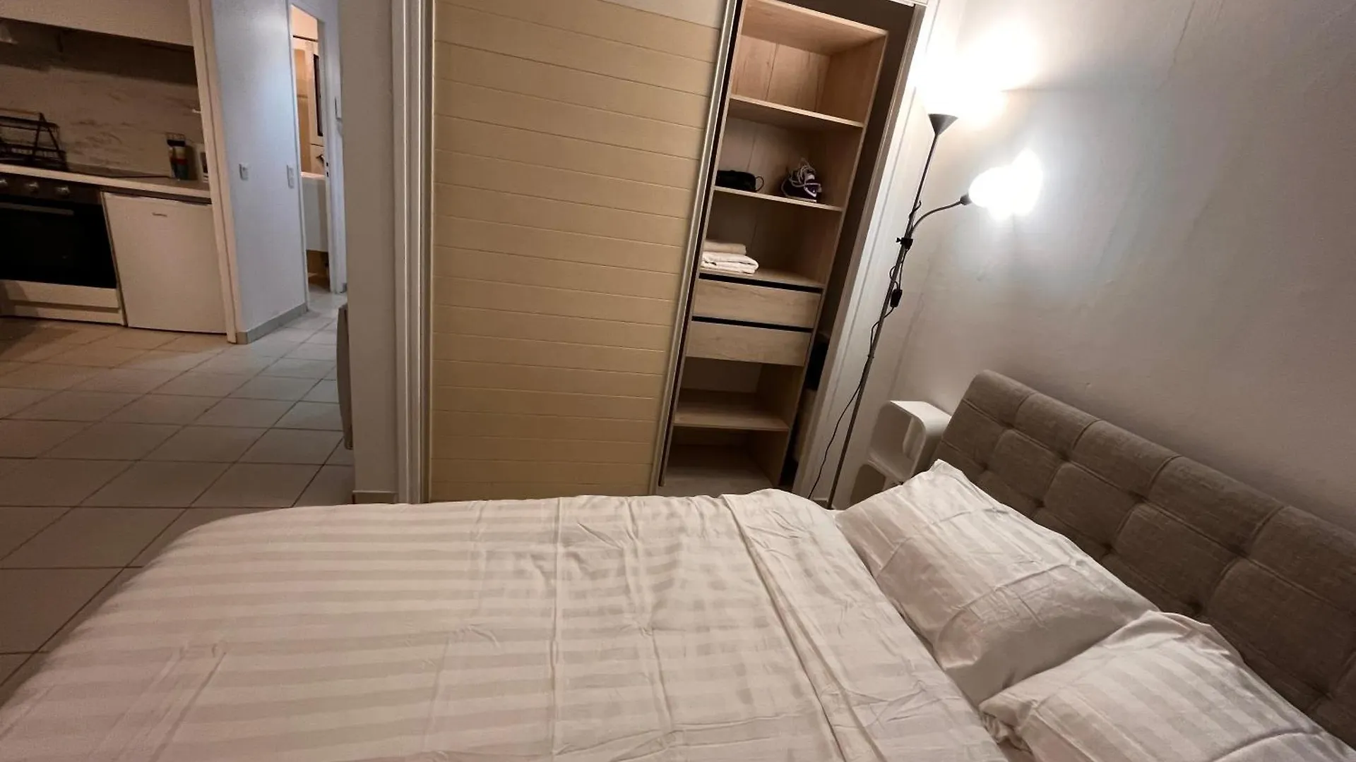 Apartment Large Studio In Cannes Near La Croisette And Beach
