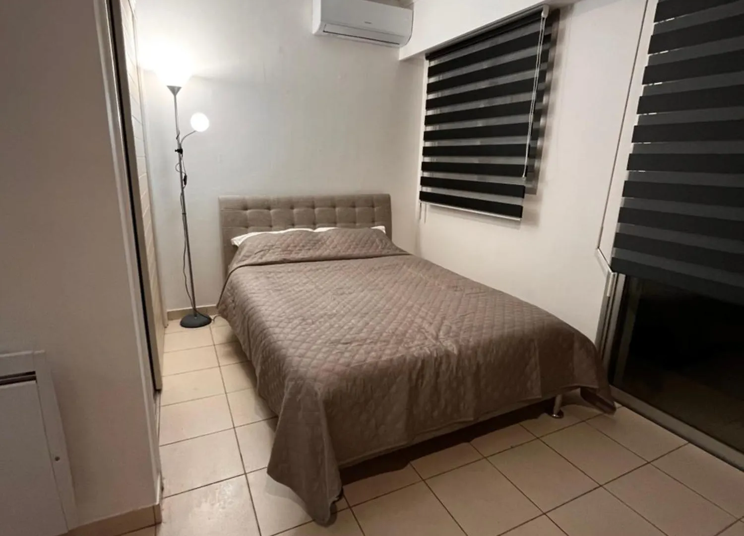 Apartment Large Studio In Cannes Near La Croisette And Beach